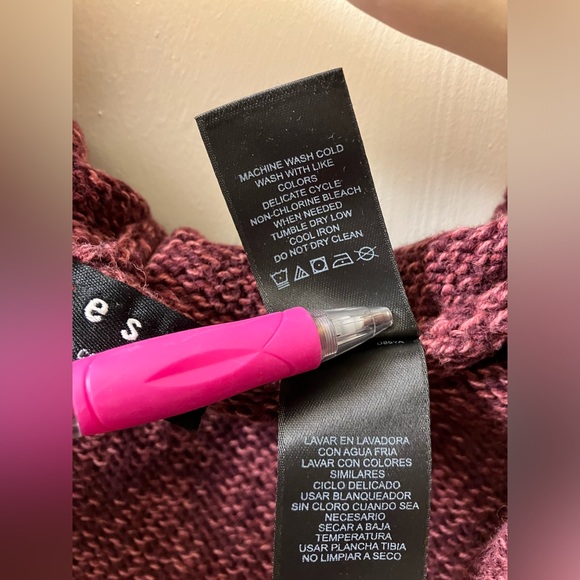 Women’s Sweater Hoodie - Picture 6 of 6